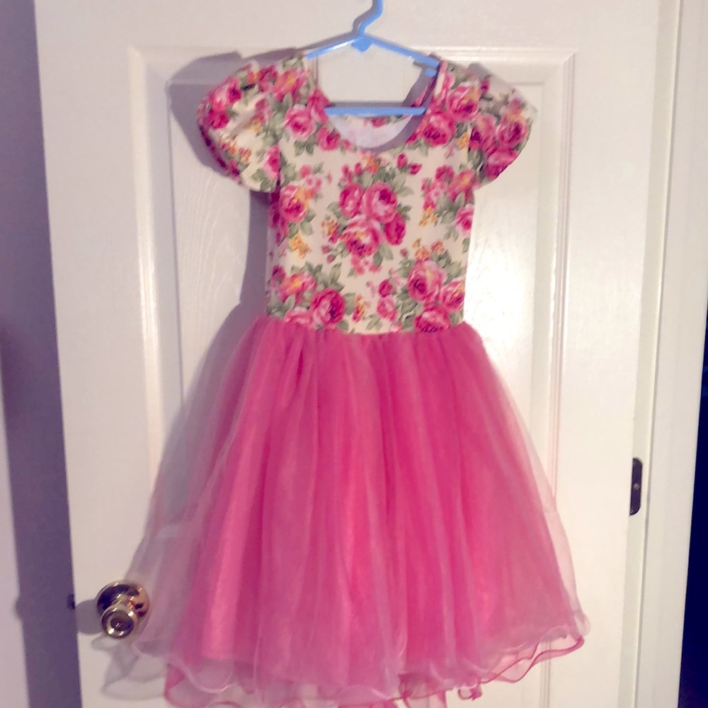 Girls dress size 6